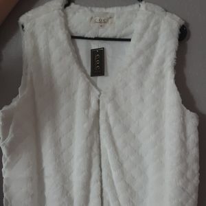 Lady's Vest. WHITE